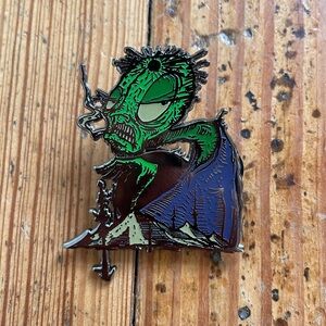 Festi drops | artist series | Kater 15/175

Hat pin